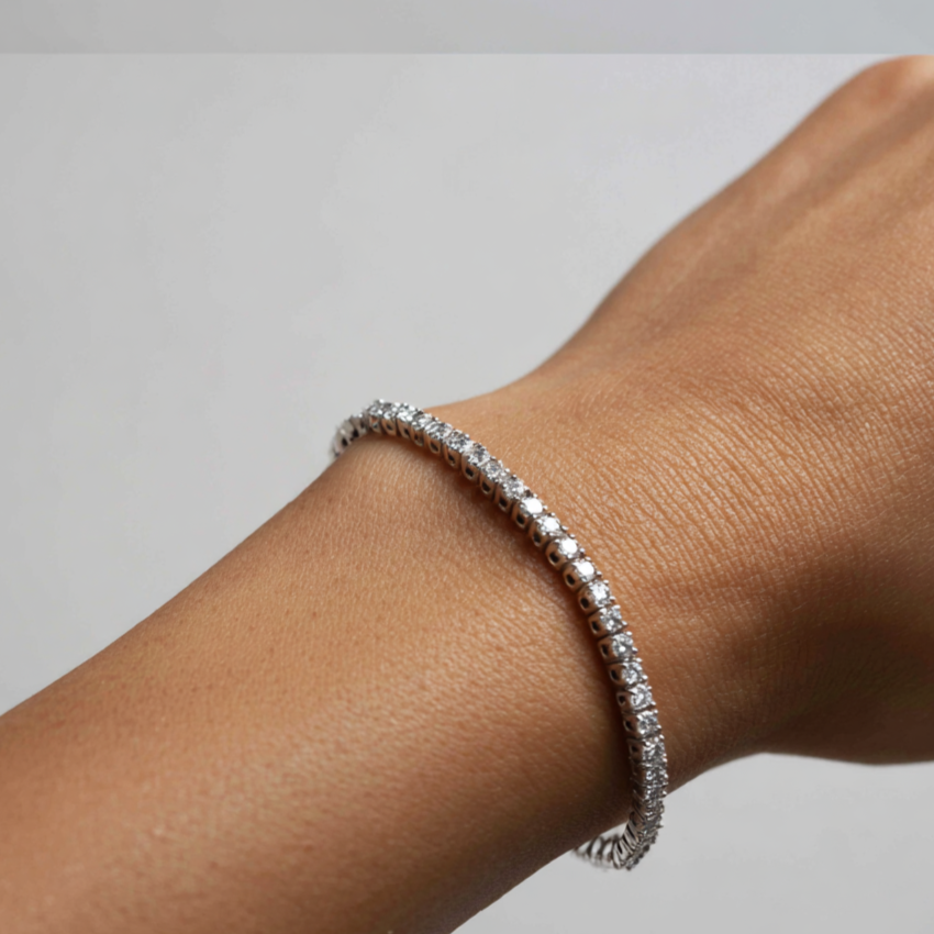 The Glow Tennis Bracelet White Gold