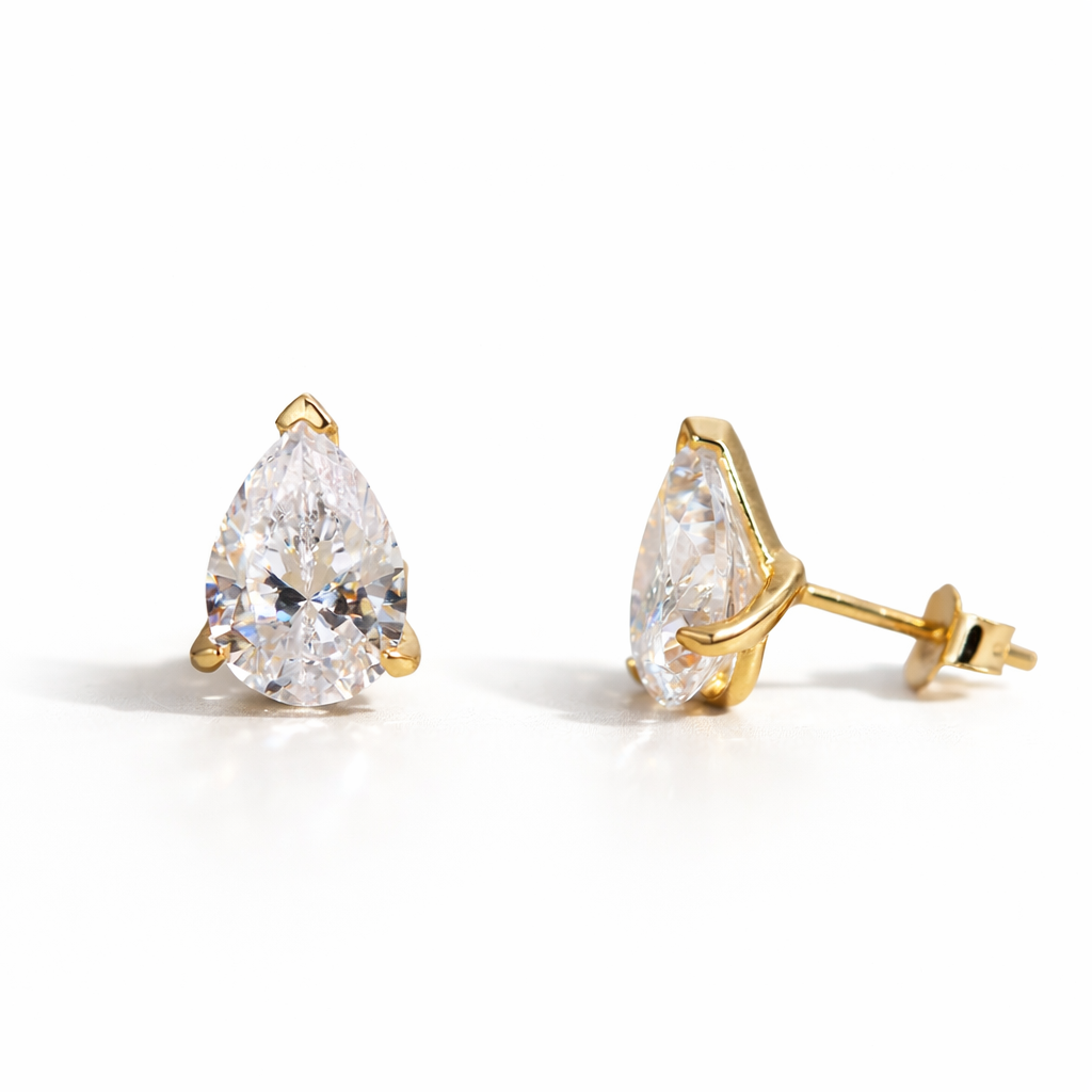 Muse (Pear) Studs Yellow Gold